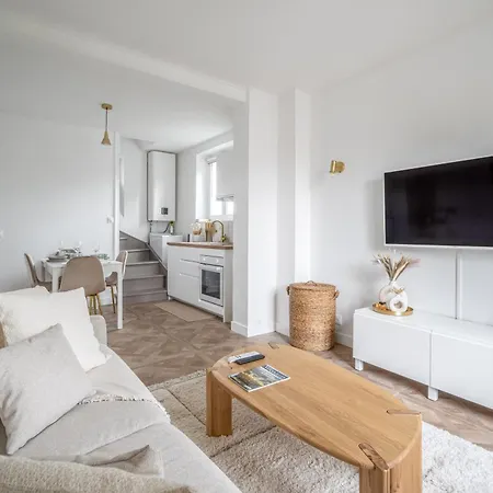 Apartmán La Versaillaise Bucolique - Stationnement Privatif - Proche Gare Chantiers Versailles